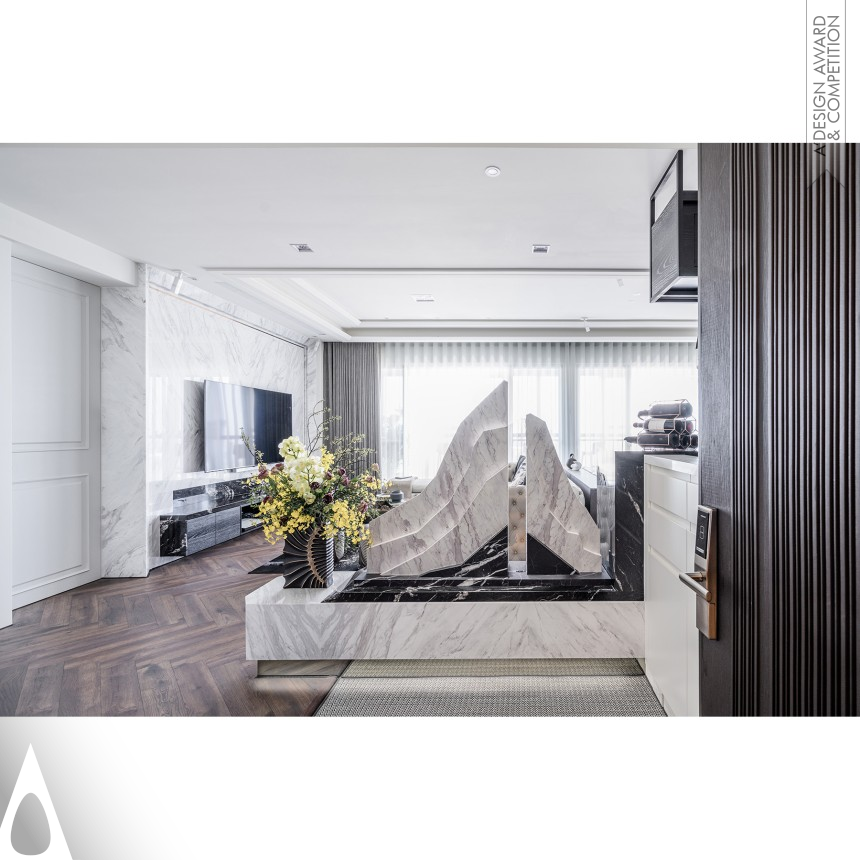 Hsin-Yi Yang Ink Painting 