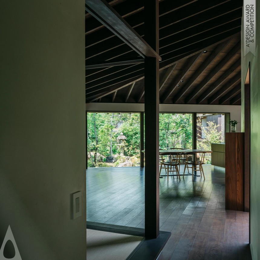 Tomomi Omachi Nestled in the Green