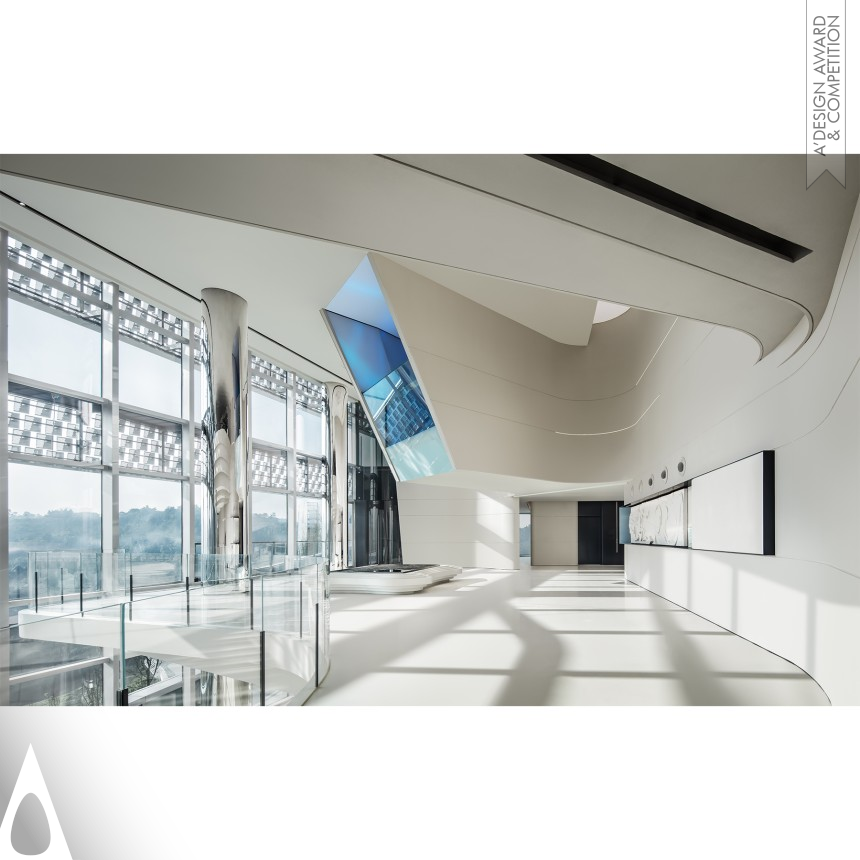 Weimo Feng Sales Center