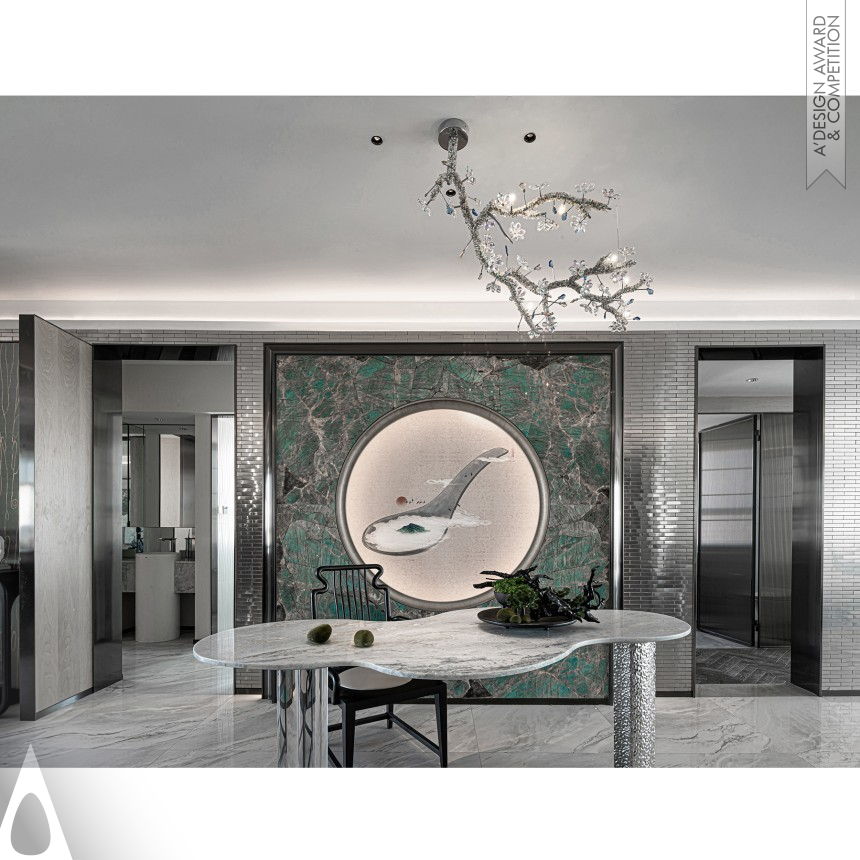 Xiaohui Chen and Jingwei Zhou Show Flat