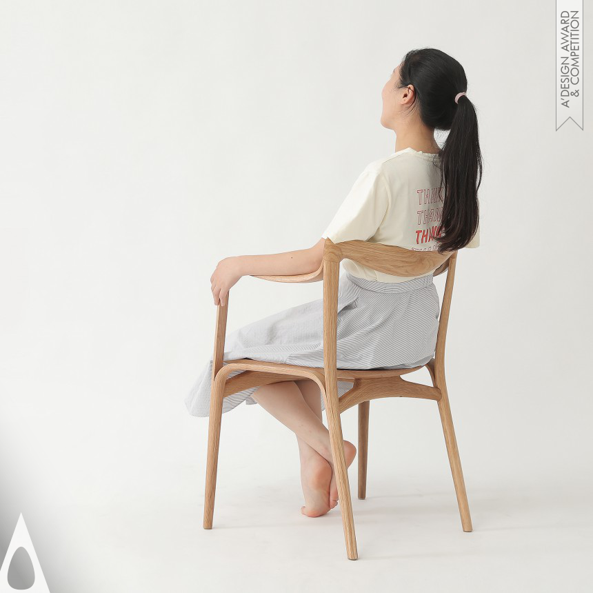 Xu Le's Smile Chair