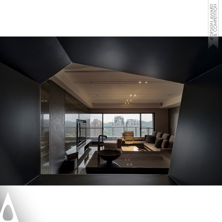 Wen-Ching Wu Dim Light