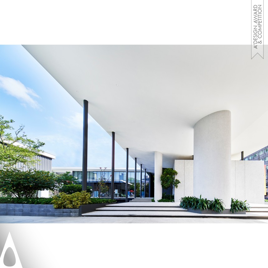 Wei Ting Lin Real Estate Sales Center