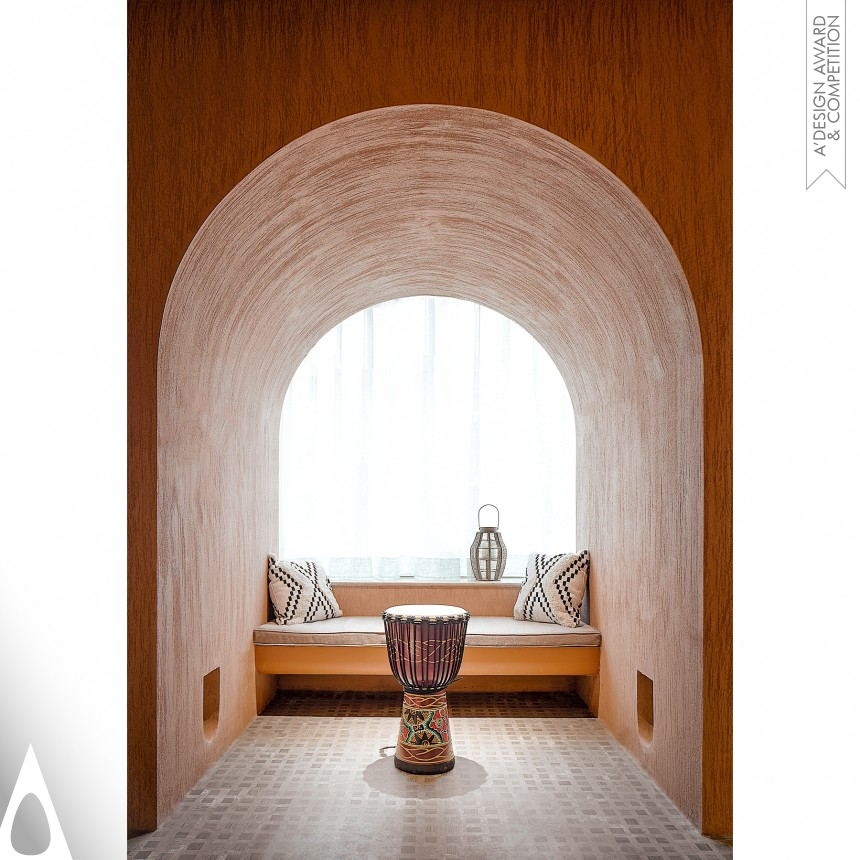 Li Liangchao and Huang Yuanman design