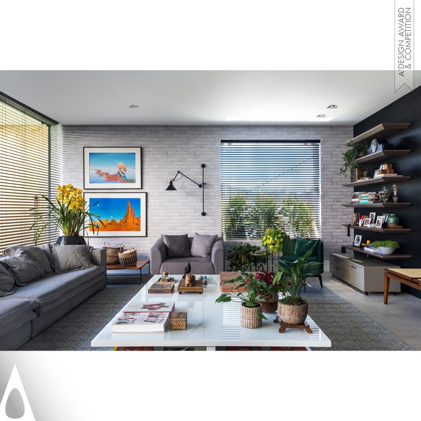 Thiago Mondini Hidden