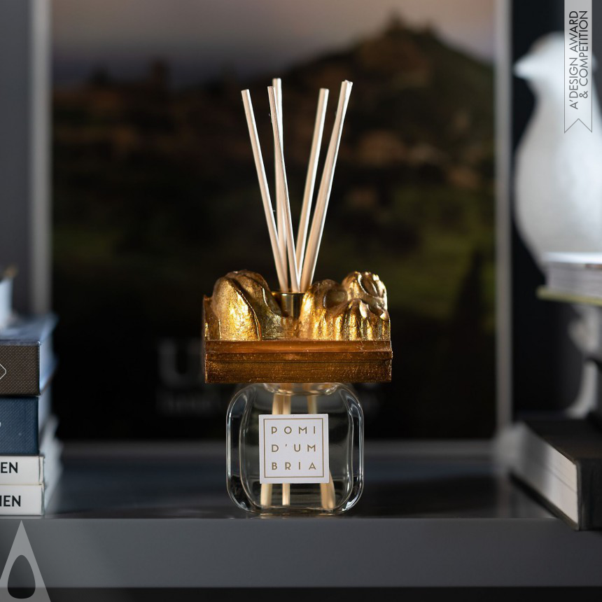 Elisabetta Furin's Pomi d'Umbria Lignea Collection Ambiance Fragrance Diffuser