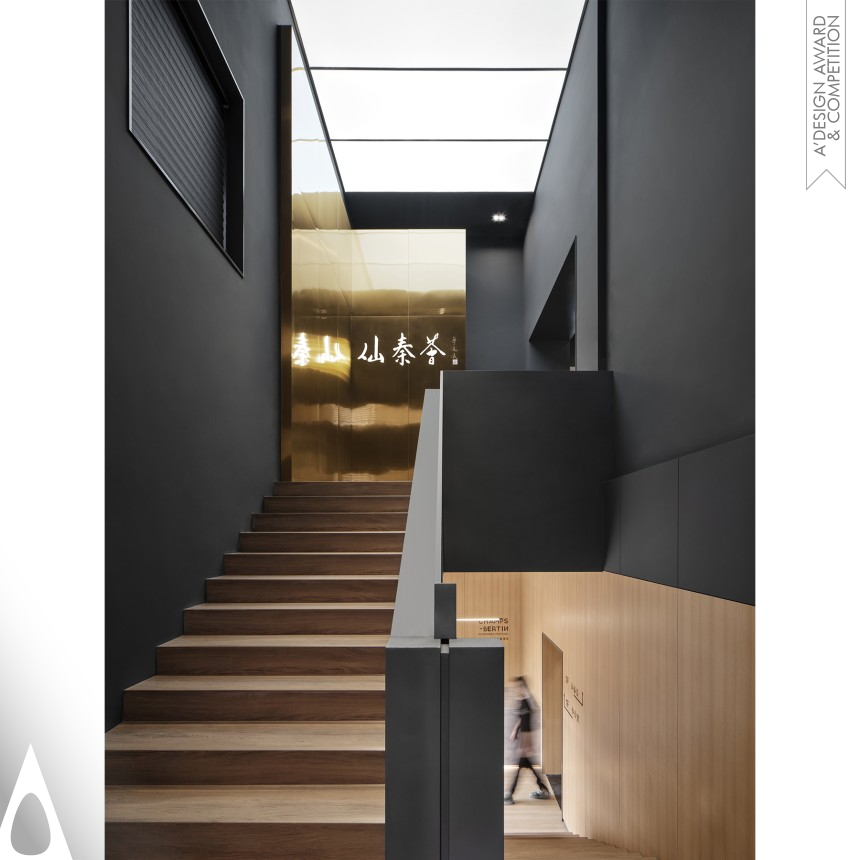 Bu Tianjing, Han Hao Alcohol Culture Center