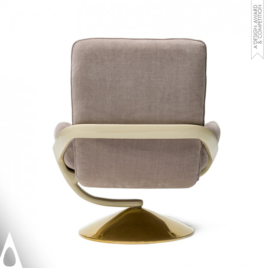Arevo Lounge Chair