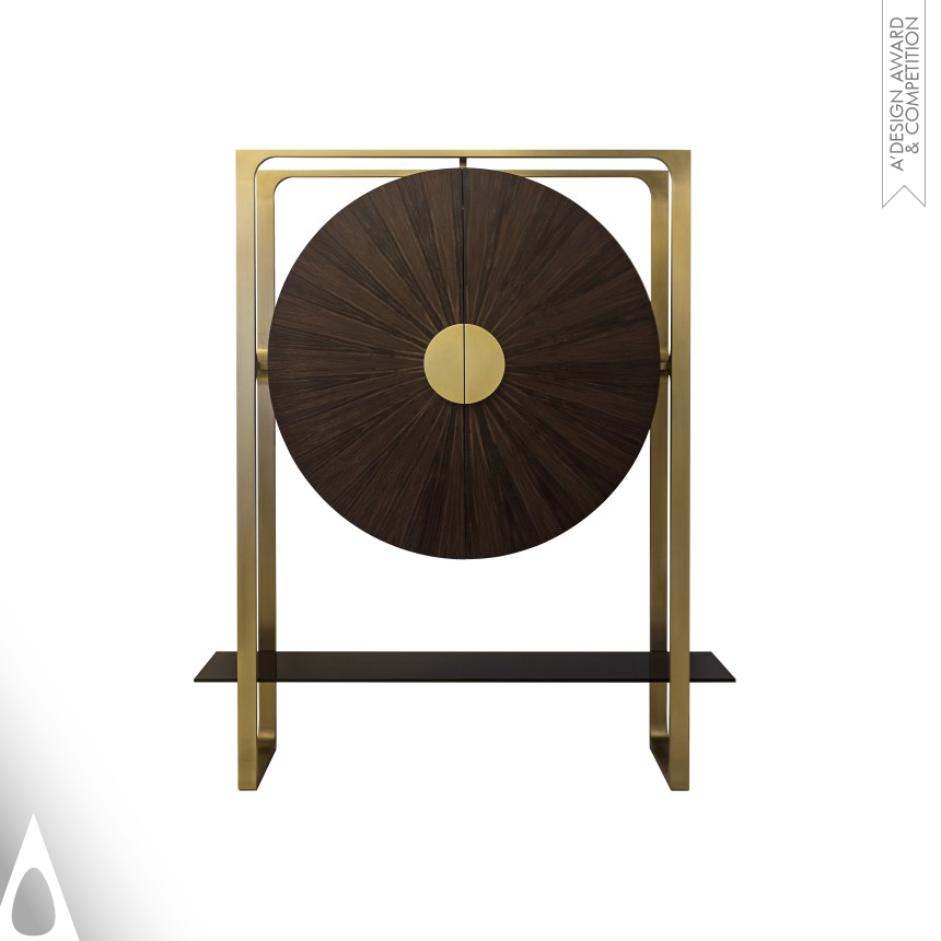 Silver Winner. Gong by Eva Szumilas