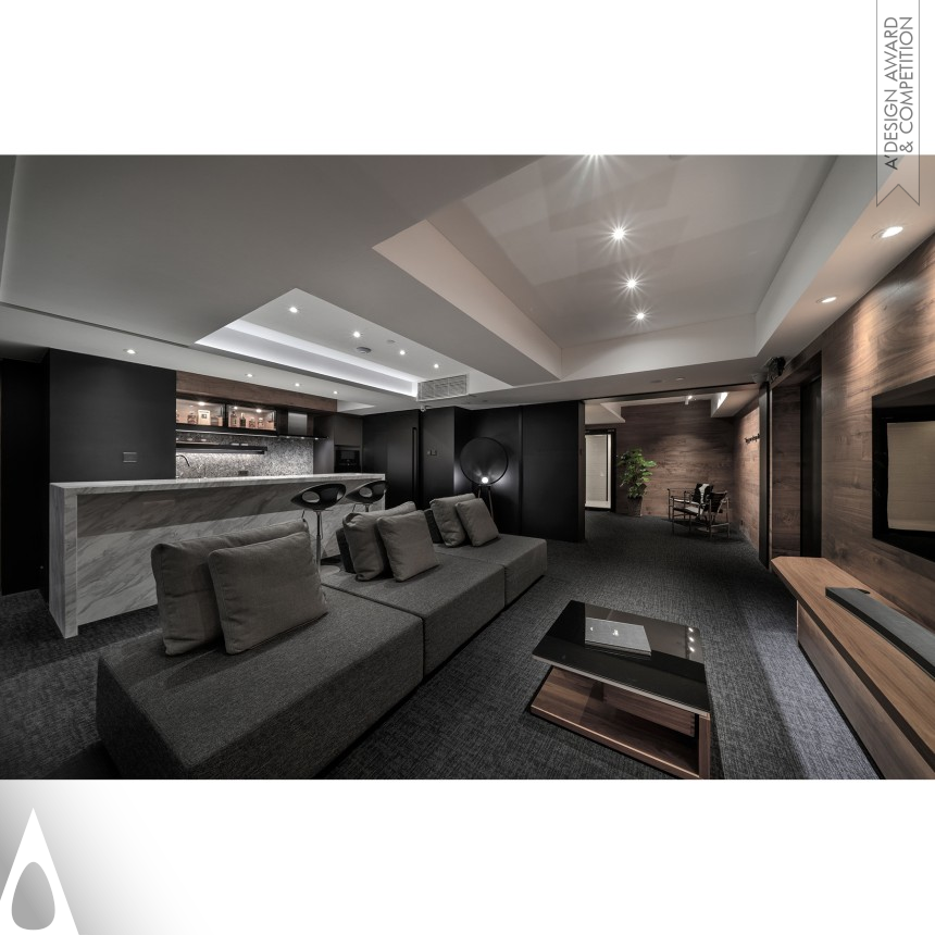 Chiu Chi Ming Danny Step Inside