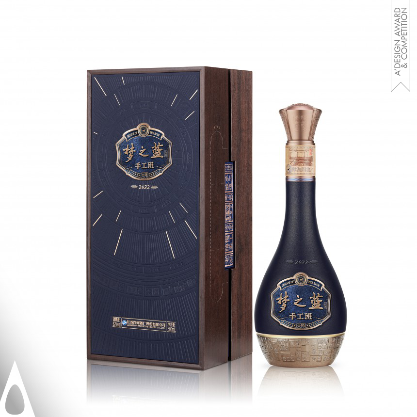 Dream of the Blue Manual Class Alcoholic Beverage Packaging