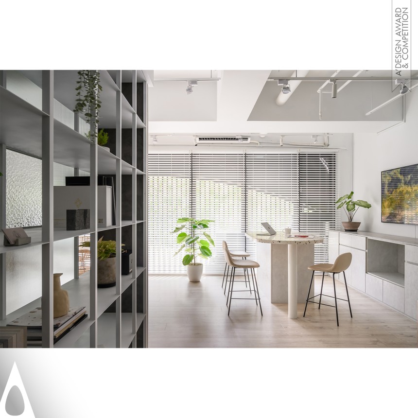 FAN-YU SHEN, ZOEY WU Office