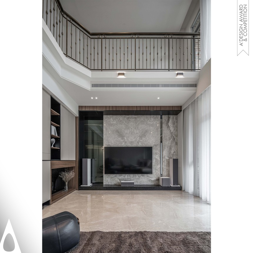 Ya-Ling Huang The View