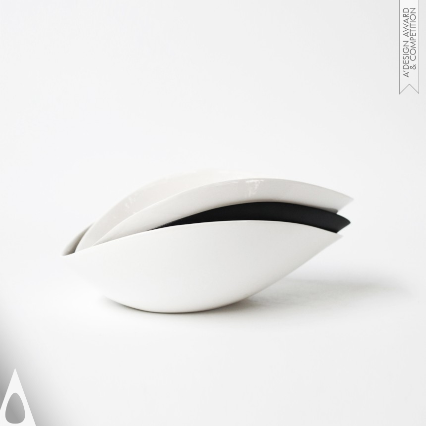 Water Droplet - Silver Bakeware, Tableware, Drinkware and Cookware Design Award Winner