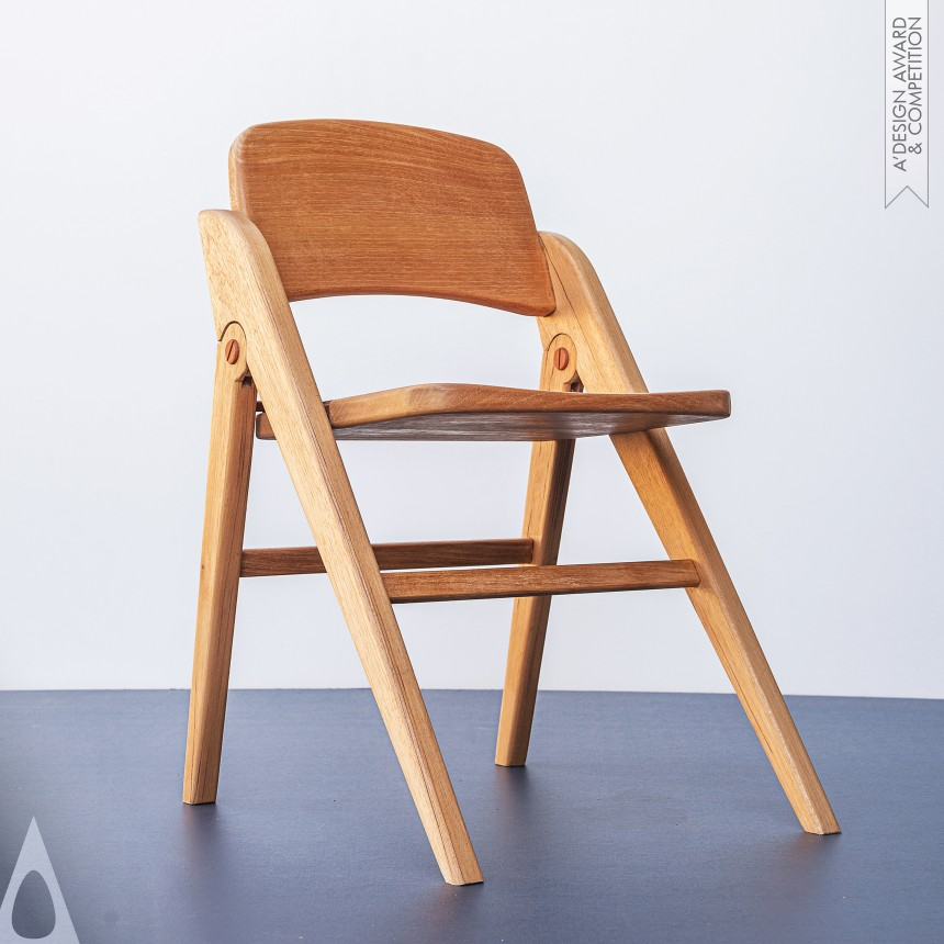 Velga Folding Chair