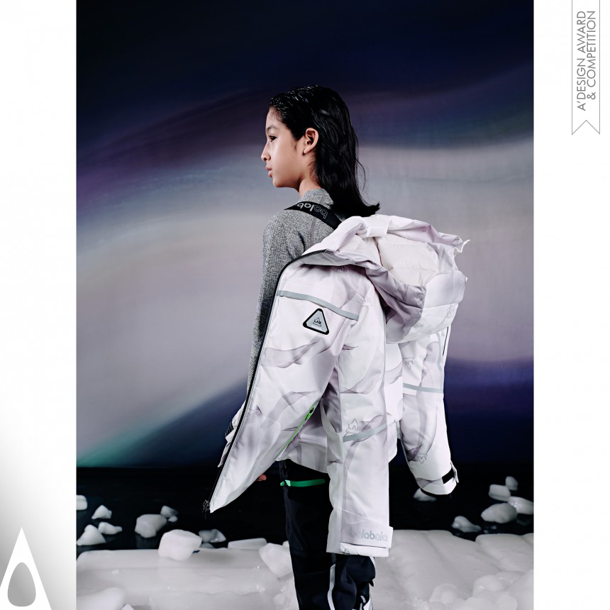 Down Jacket Plus designed by Li Cheng, Yan Wang and Suwan Yuan
