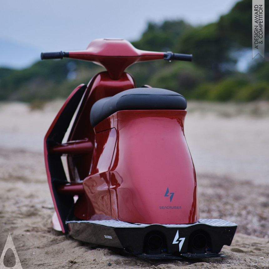 Flavien Neyertz's Searider Watercraft