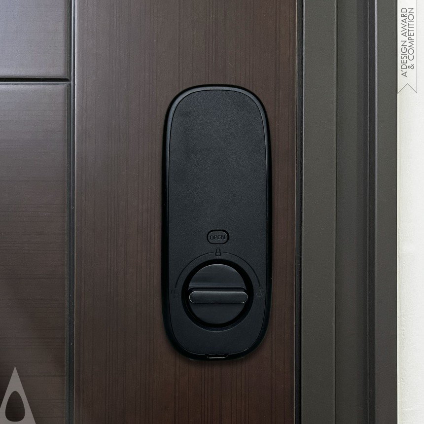 Yu-Cheng Lai's Model Q Smart Door Lock