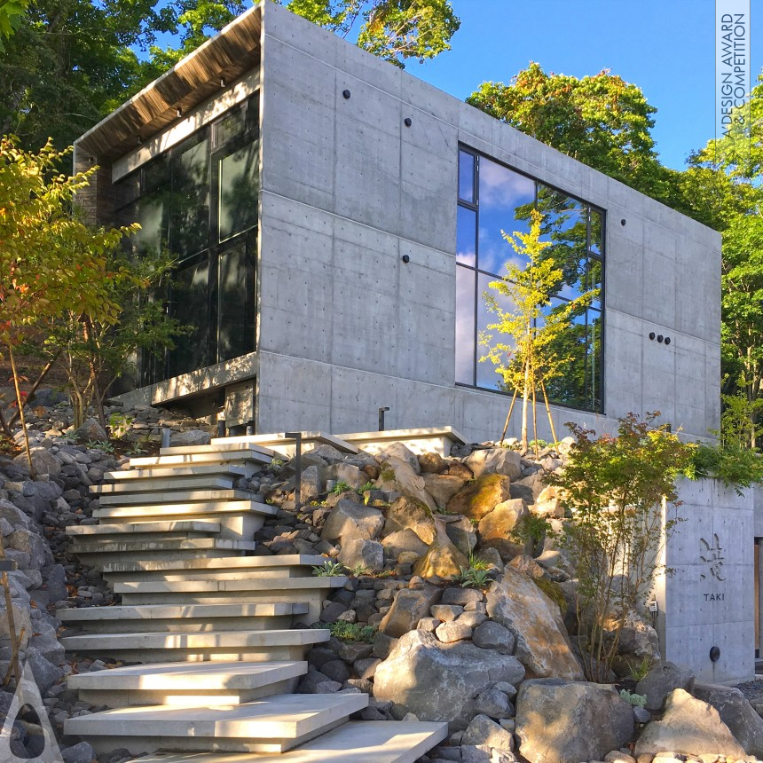 Bronze Winner. Taki by Masaki Takahashi