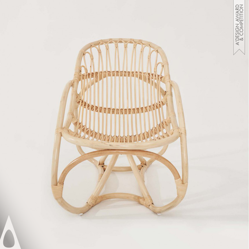 Bronze Furniture Design Award Winner 2024 U-Comfort Rattan Chair 