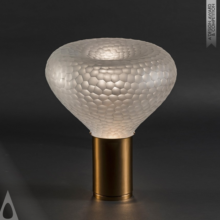 Su'me Table Lamp