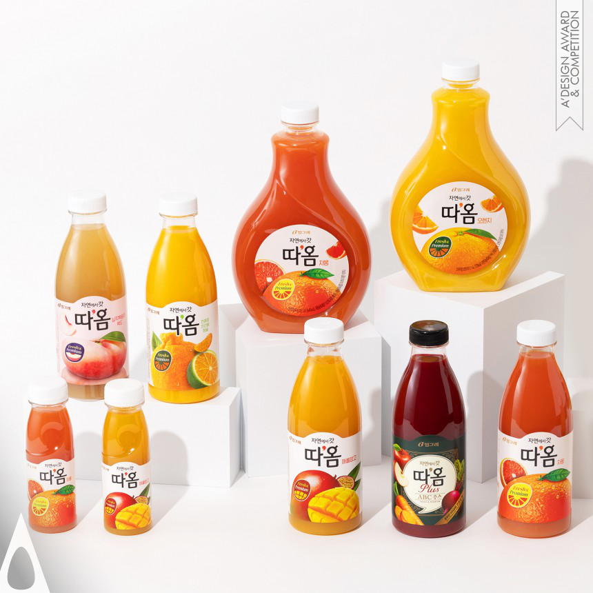 Bronze Packaging Design Award Winner 2024 T'aom Fruit Juice 
