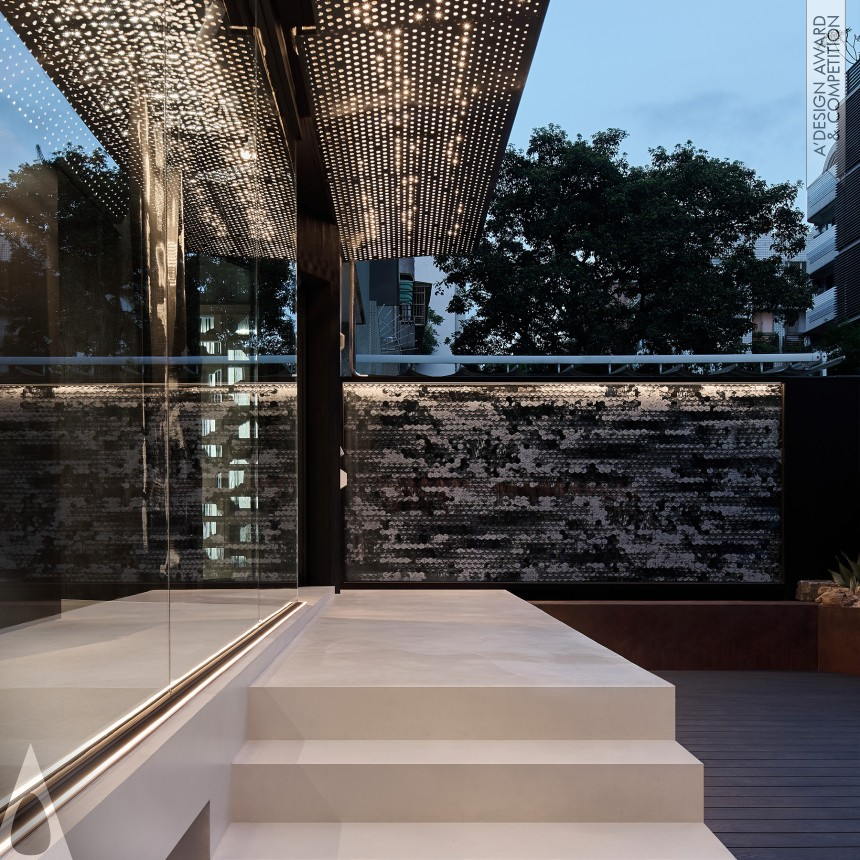 Yen Ting Cho's Office And Exhibition Venue Studio Design