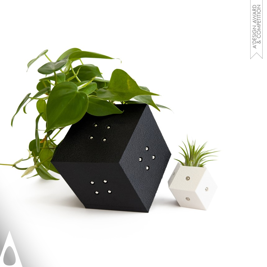 Plan Ta - Iron 3D Printed Forms and Products Design Award Winner