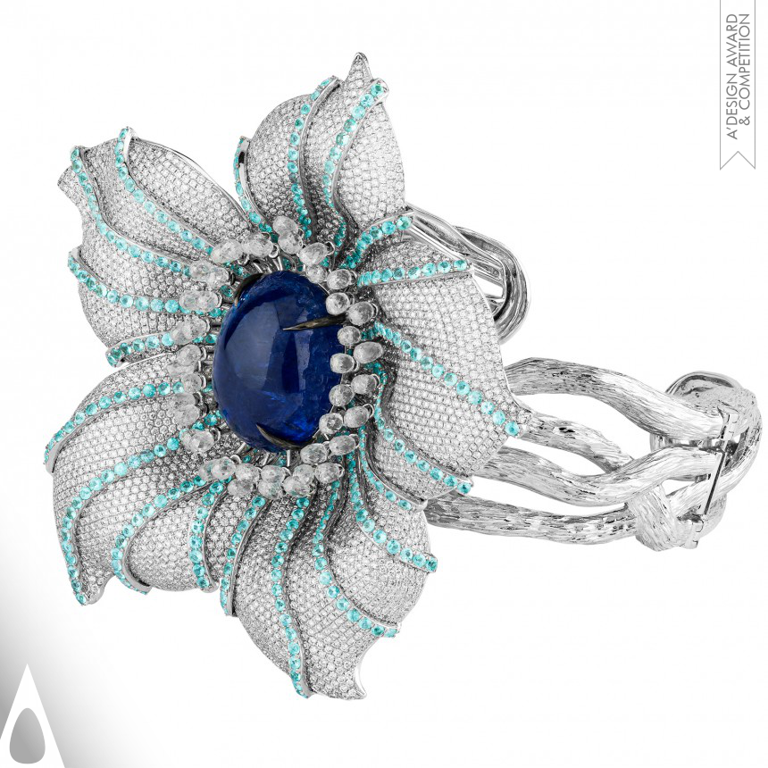 Bronze Jewelry Design Award Winner 2024 Iceberg Collection Multifunctional Pendant 