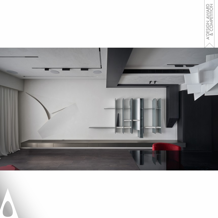 Moonlit Treading Apartment