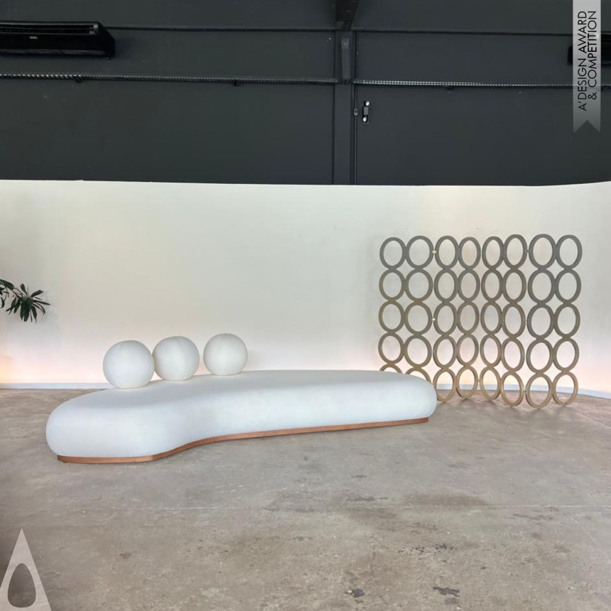 Bronze Furniture Design Award Winner 2025 Tondo Sofa 