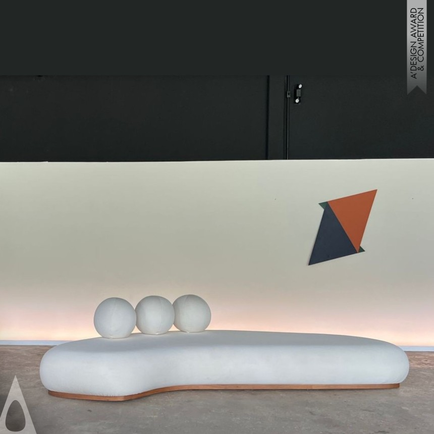 Tondo - Bronze Furniture Design Award Winner