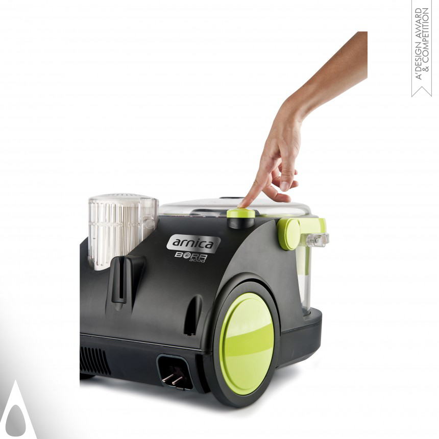Yasemin Ulukan Vacuum Cleaner With Water Filter