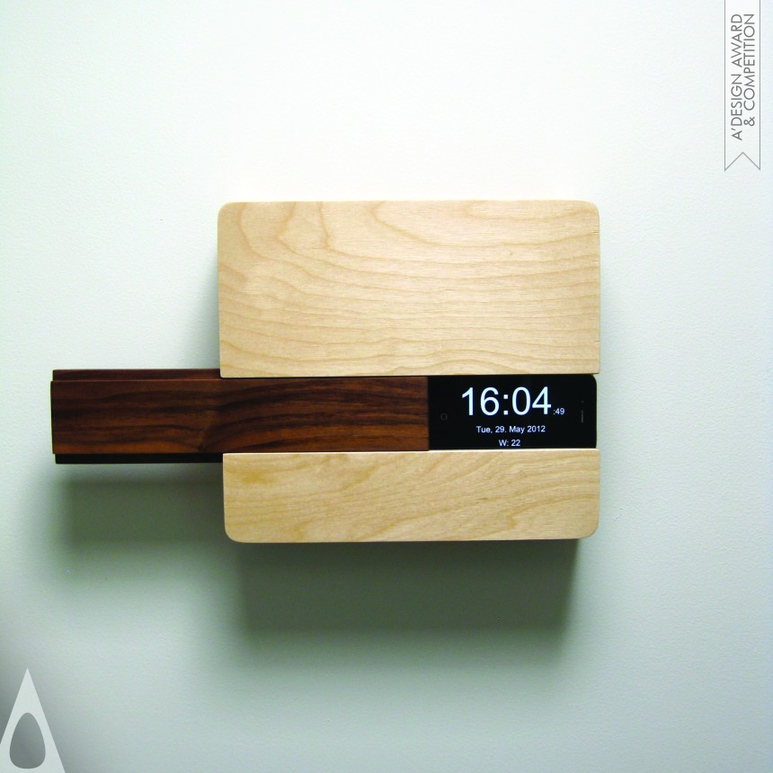 Curtis Micklish Home Organizer/Wall Clock