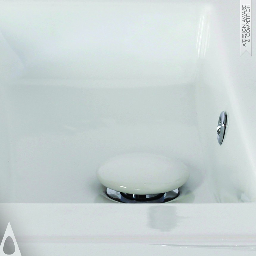 Simone Valsecchi design