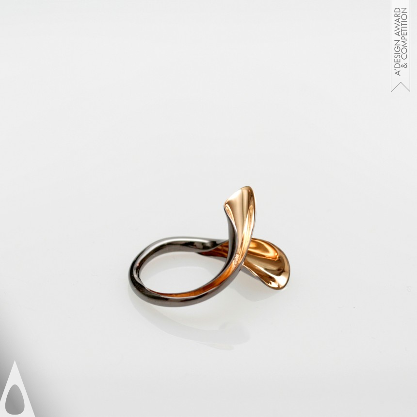 Vivit Collection - Platinum Jewelry Design Award Winner