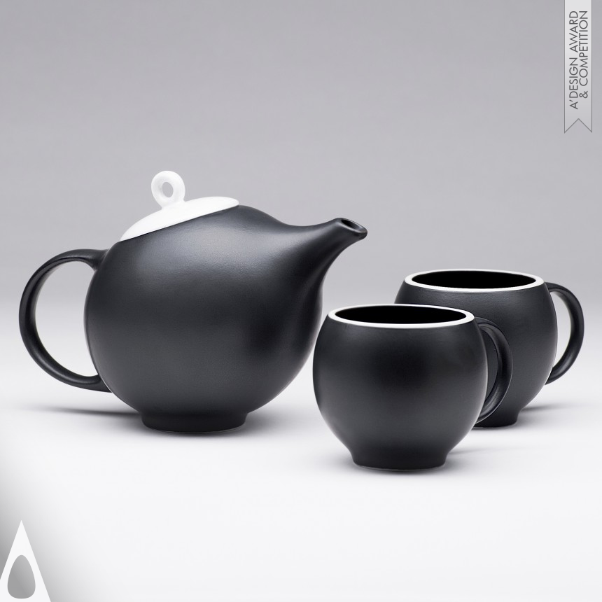 Teapot and teacups by Maia Ming Fong