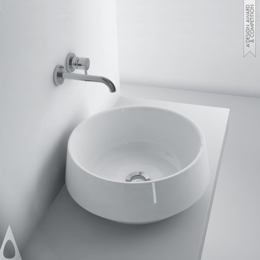 Mia  designed by Marta Malinowska-Gebska