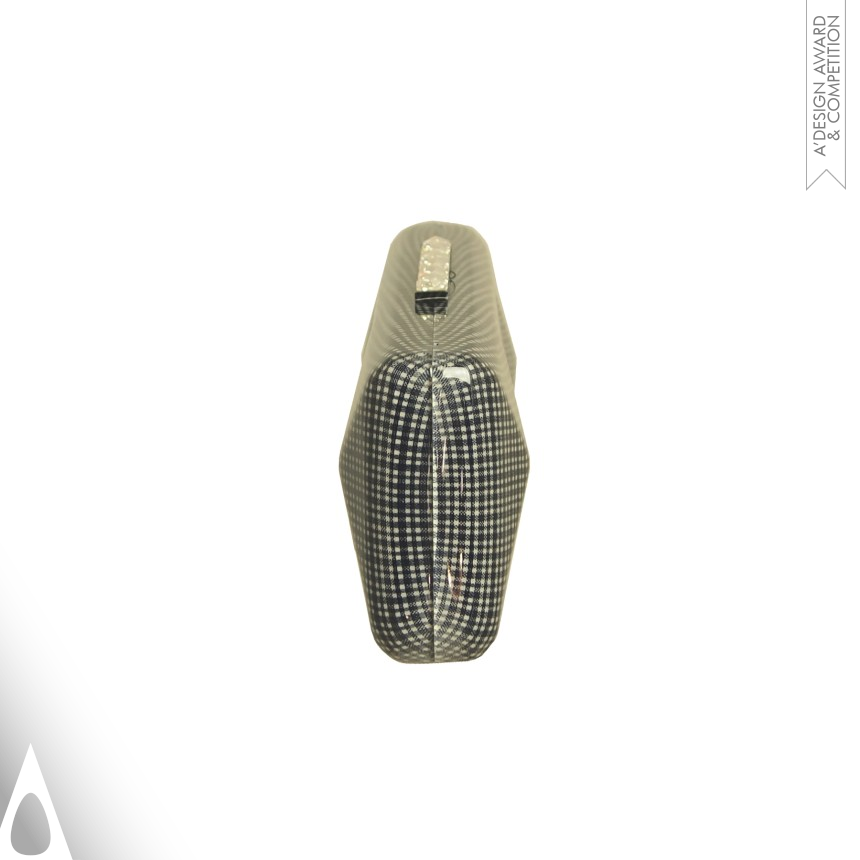 SZE TIONG SOH Clutch Bag