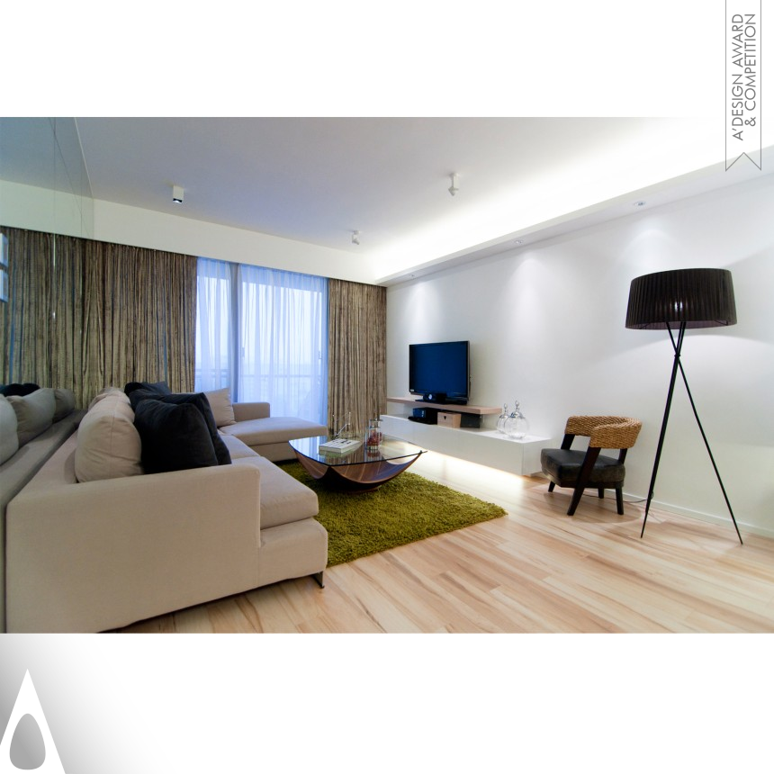 Tik Chan Celestial Heights - reflect illusion