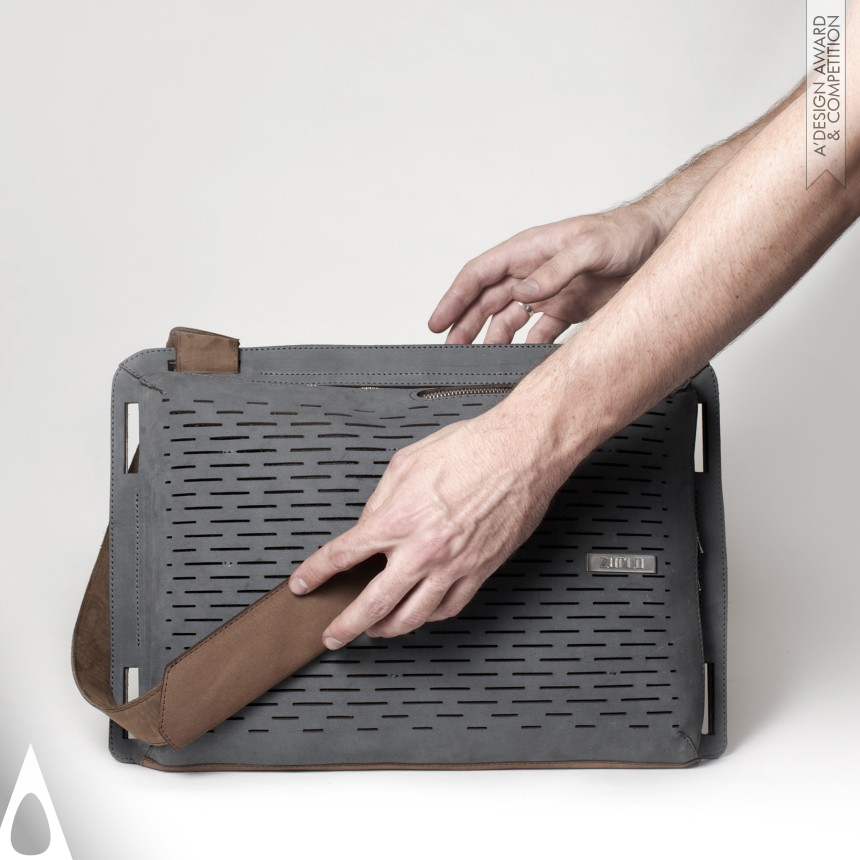 Alejandro P Figueredo Sterling Bag - The epitome of versatilit