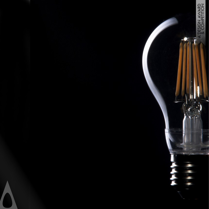 Martin Enenkel LED-filament light bulb