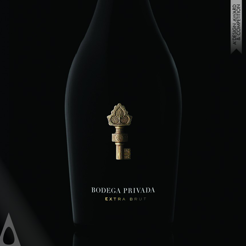 Bodega Privada Champagne - Iron Packaging Design Award Winner