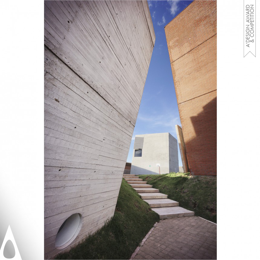 Gerardo Broissin / Broissin Architects School
