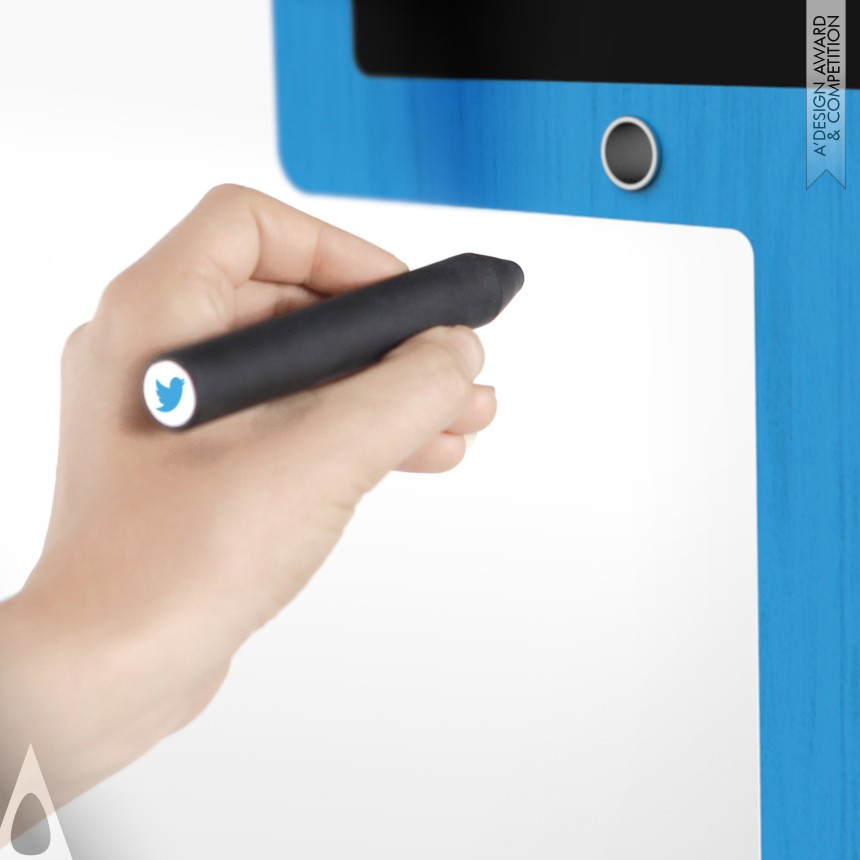 Pip Tompkin Design Social networking selfie booth