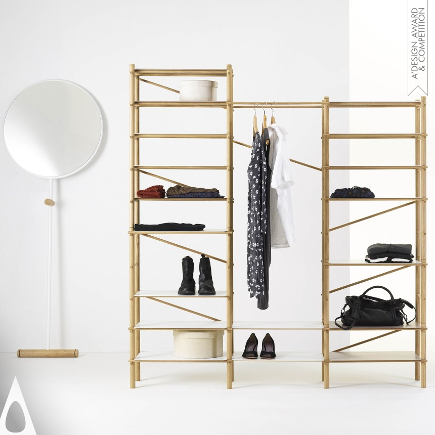 Florian Gross & Kike Macías Shelving System
