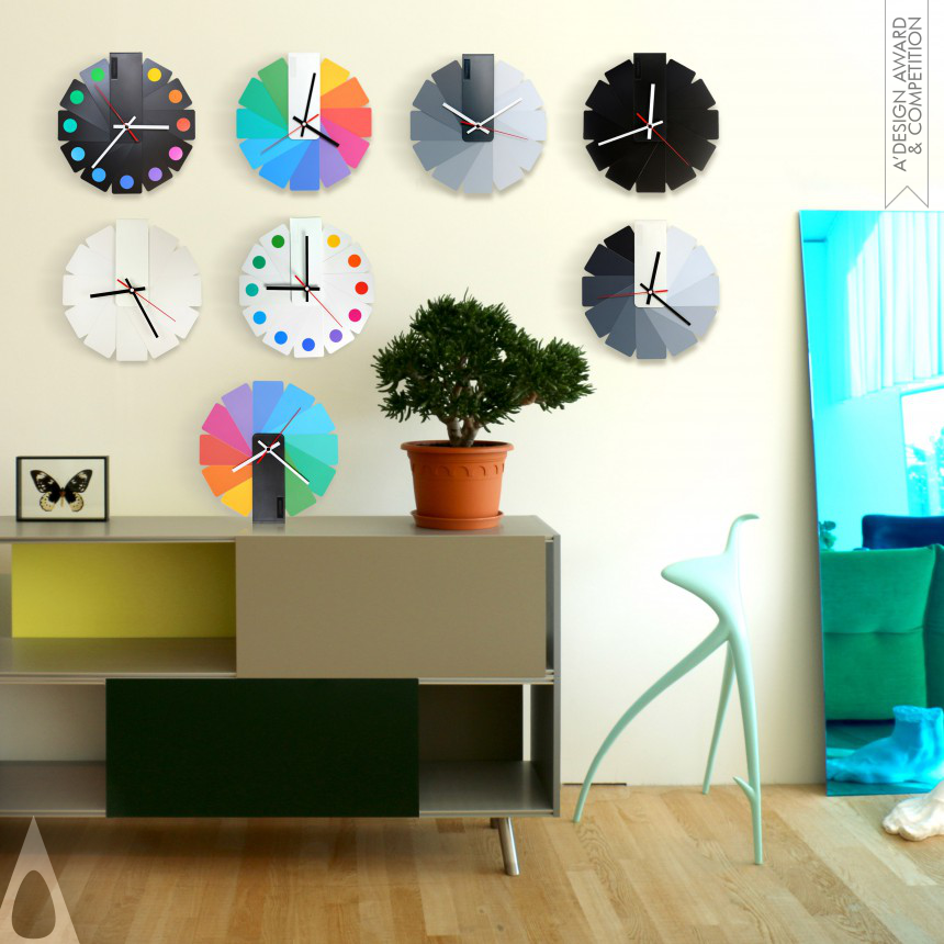 Foldable Analog Clock by Vadim Kibardin