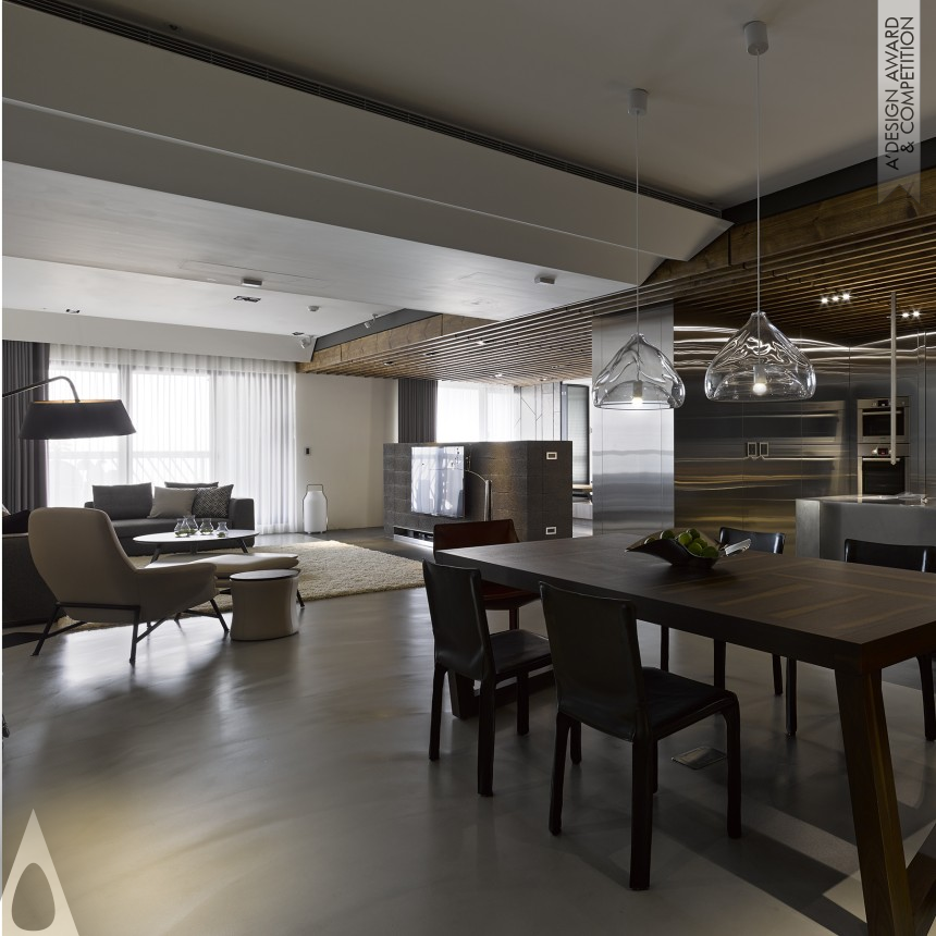 Chia Hung-Yu Cooking kitchen at home 