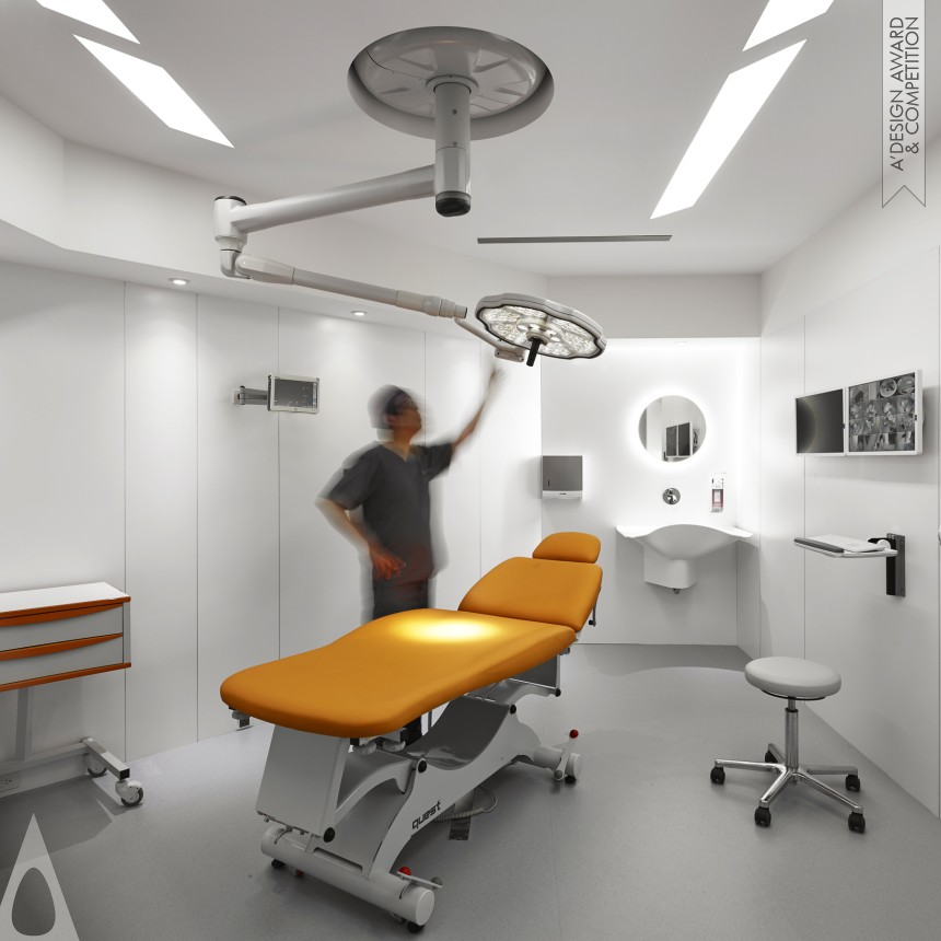 Nic Lee Hospital space