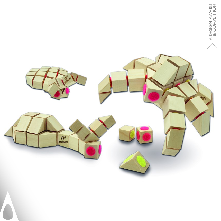 Thade Precht Toy bricks